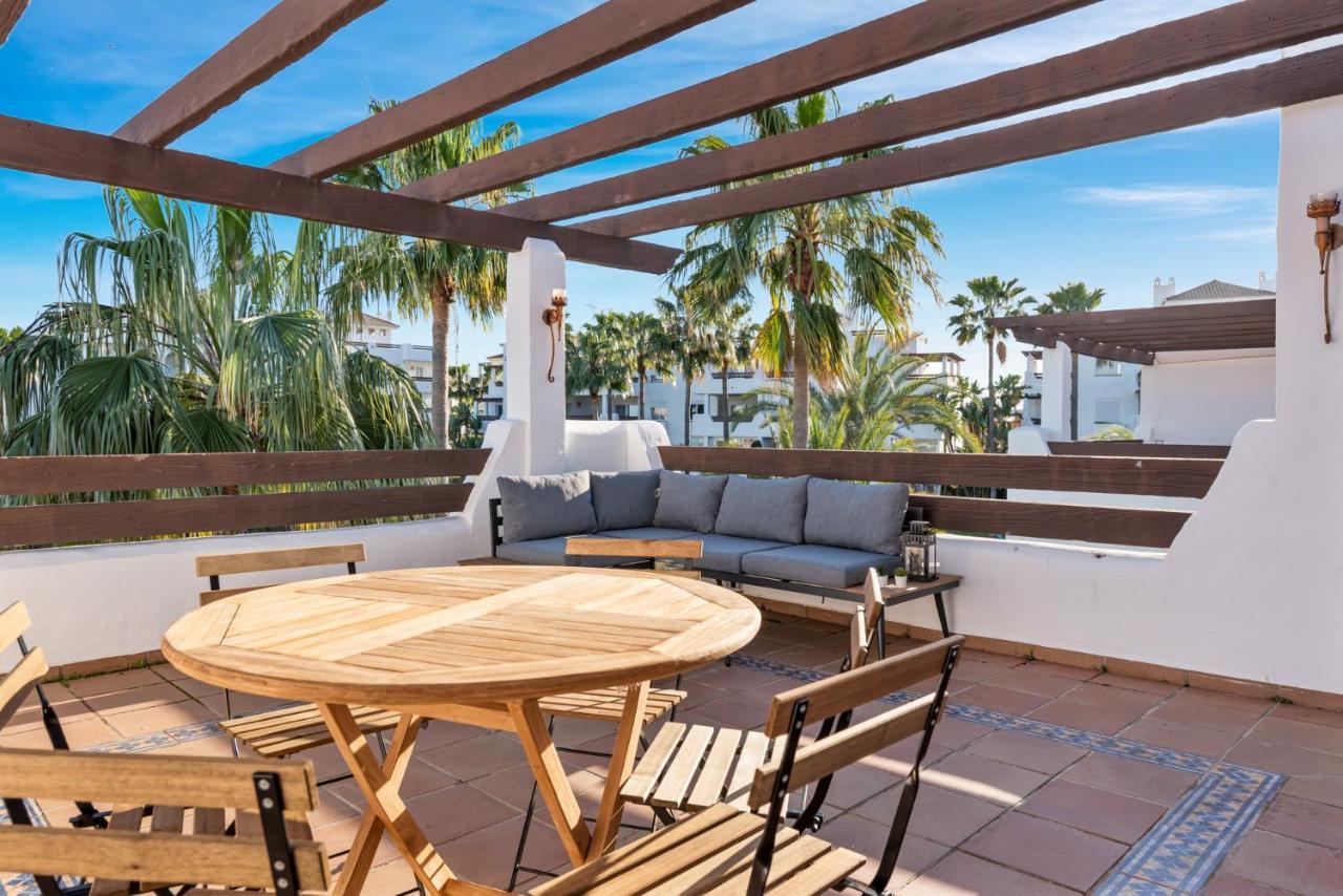 Апартаменты With Terrace And Pool By Costarentals - Ref M16 Эстепона